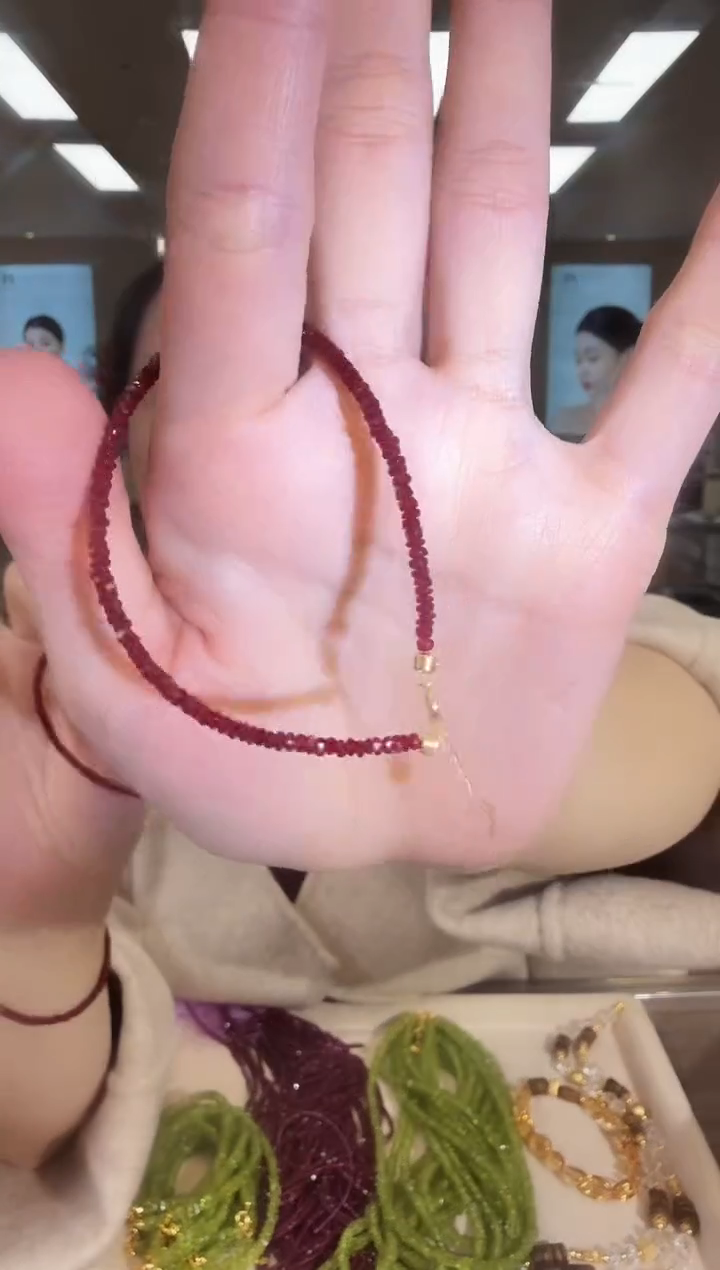 18K金镶嵌手链红宝石03