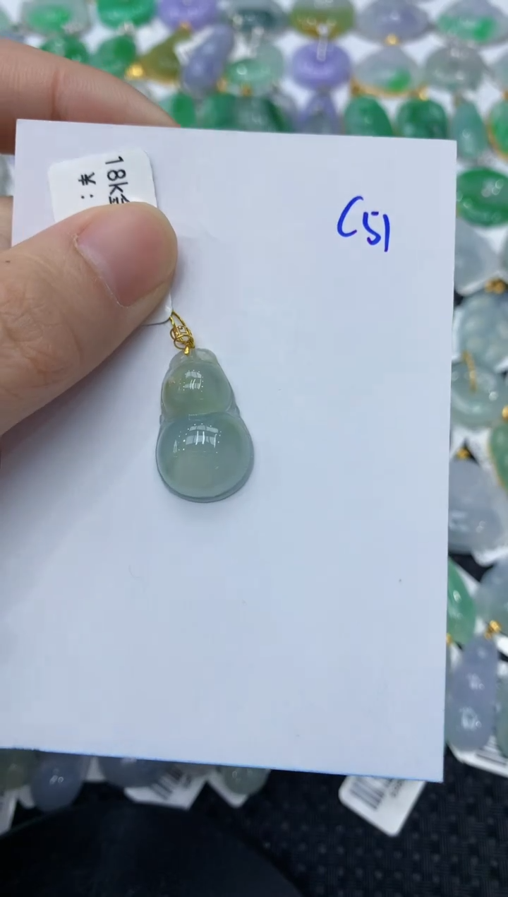 翡翠18K金镶嵌颈饰99999999999