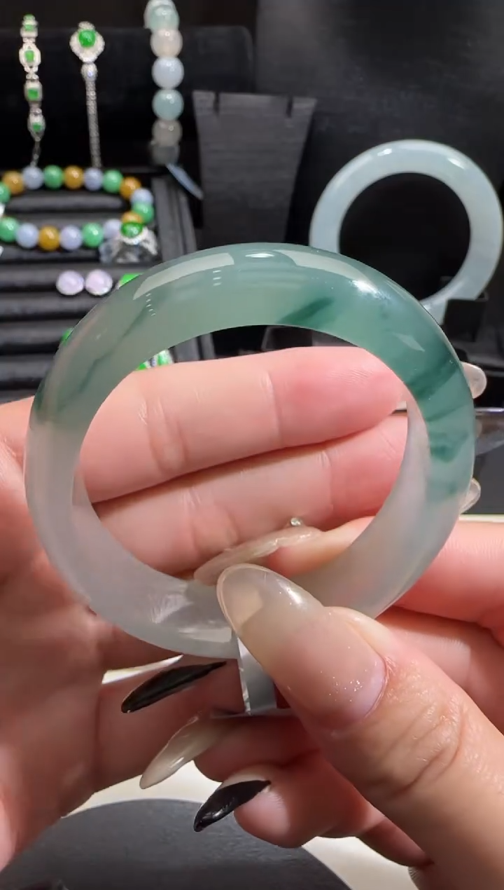 【闪购商品】翡翠手镯未镶嵌翡翠手镯