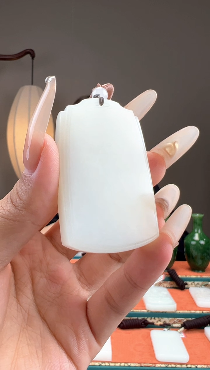 【闪购商品】和田玉颈饰未镶嵌1