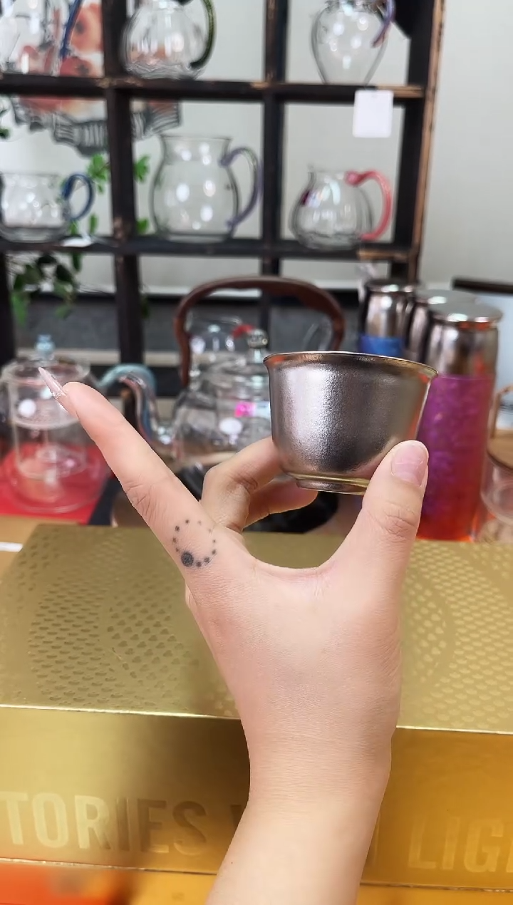 器钛/主人杯1只...