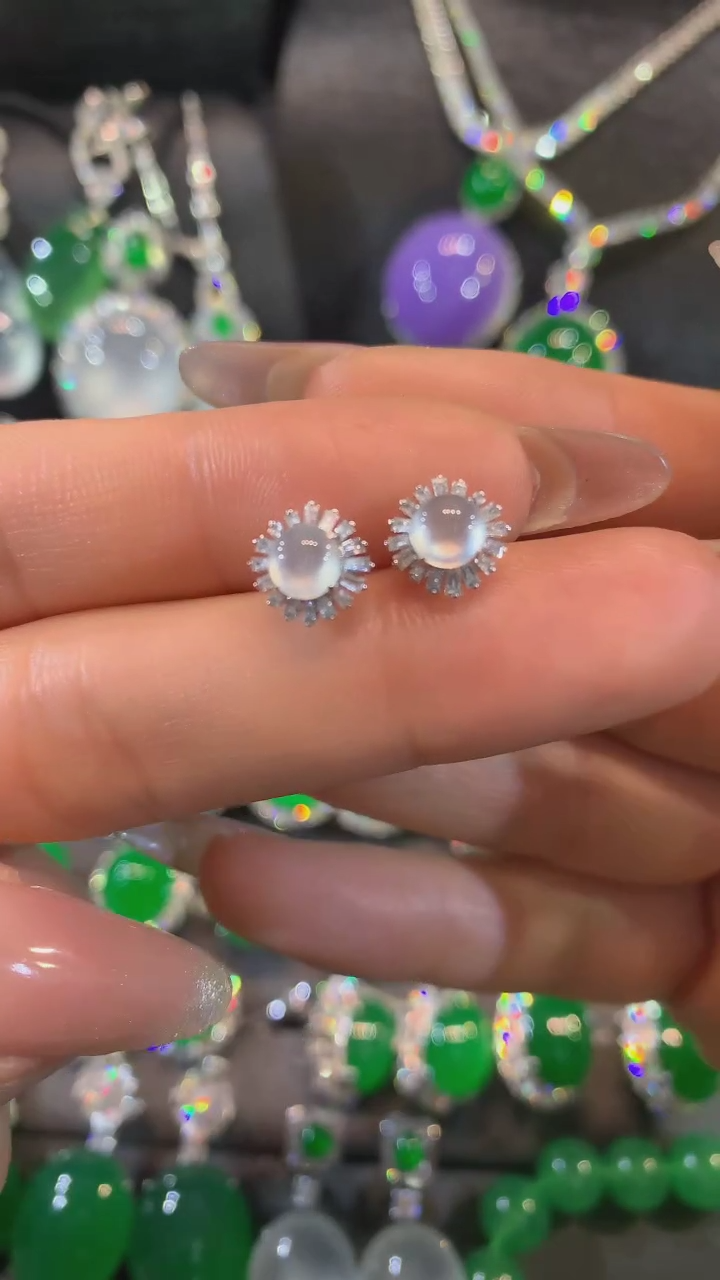 【闪购商品】翡翠耳饰18K金镶嵌耳饰