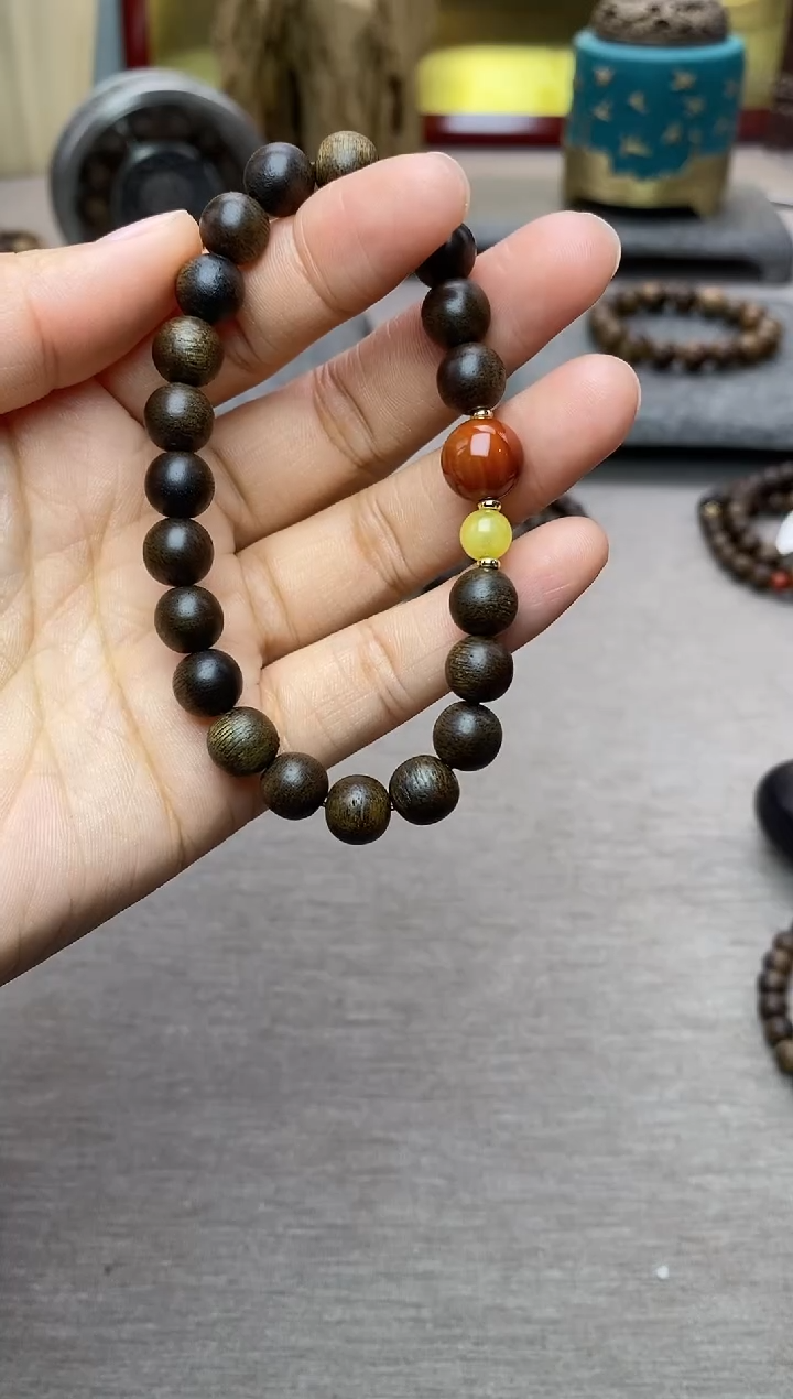 【闪购商品】沉香手串越南顺化玉化紫棋楠08 沉水单圈+配饰