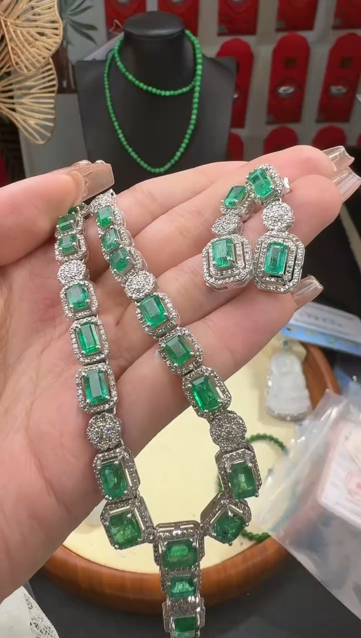 【闪购商品】祖母绿颈饰银S925镶嵌一套