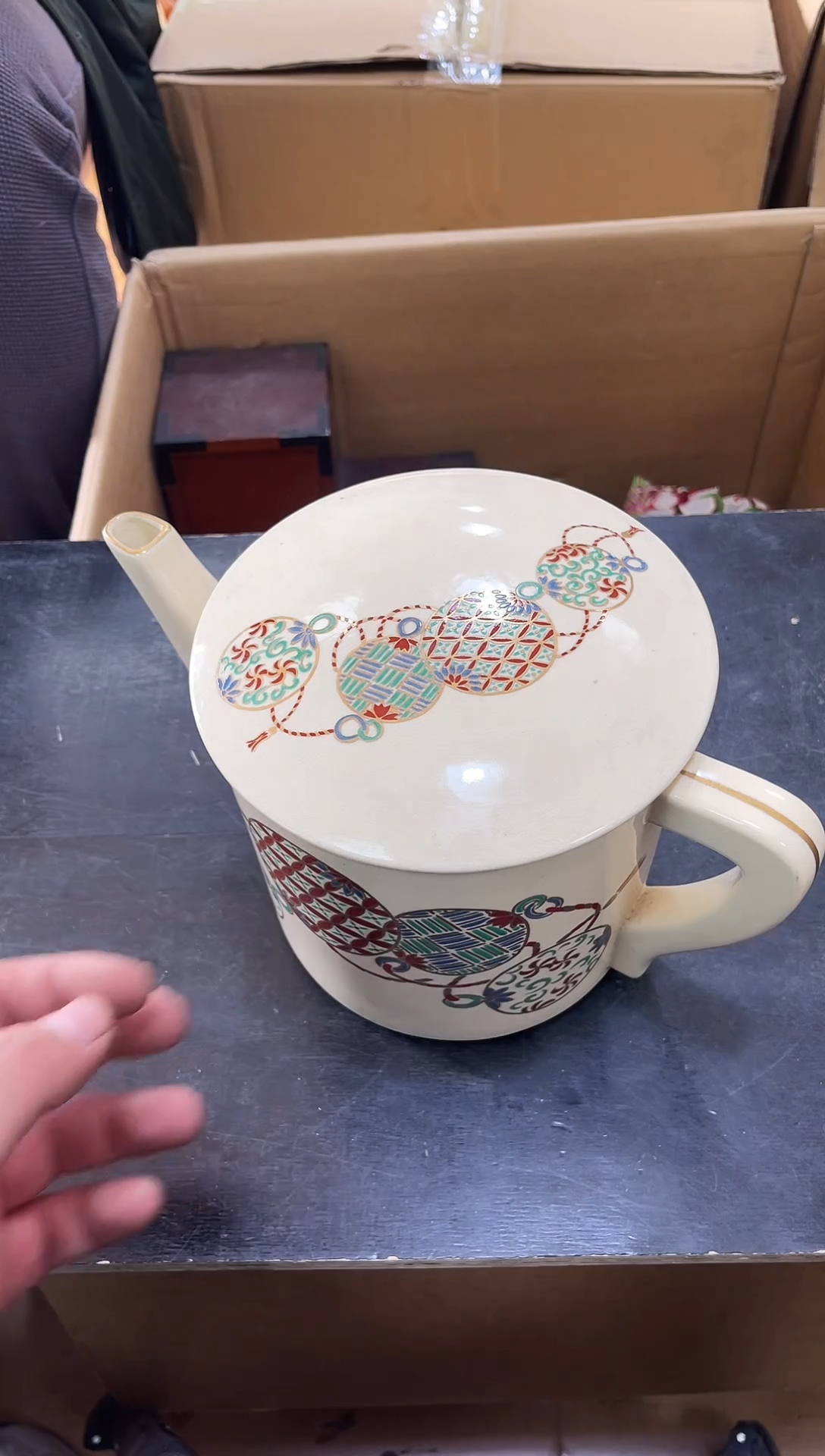 壶如图所示 阁集工艺品