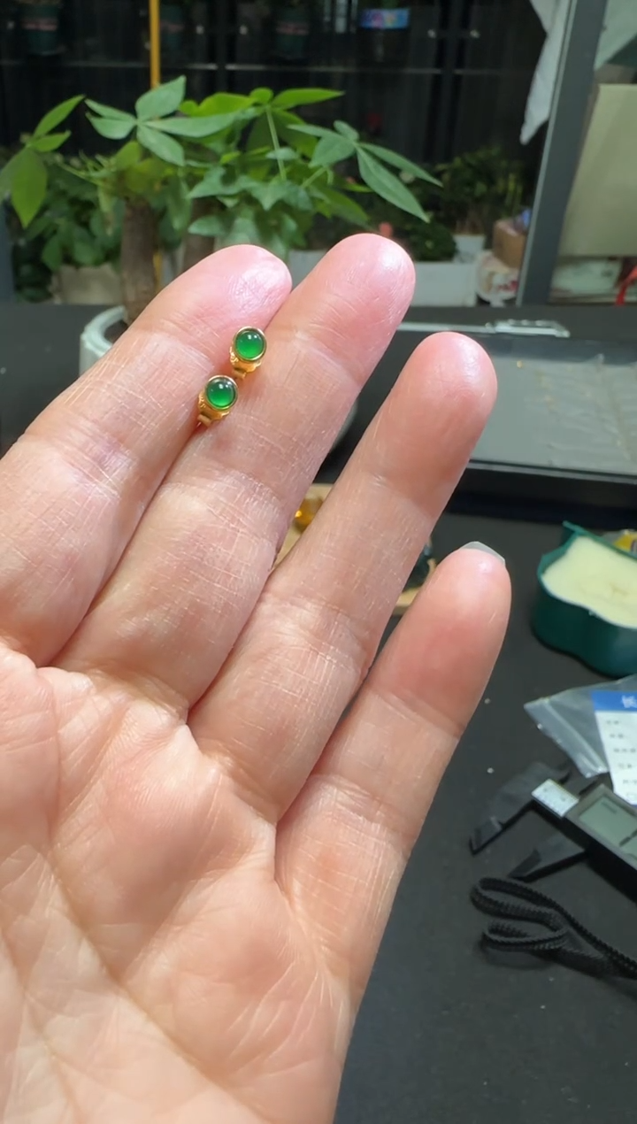 颈饰银S925镶嵌翡翠00005373