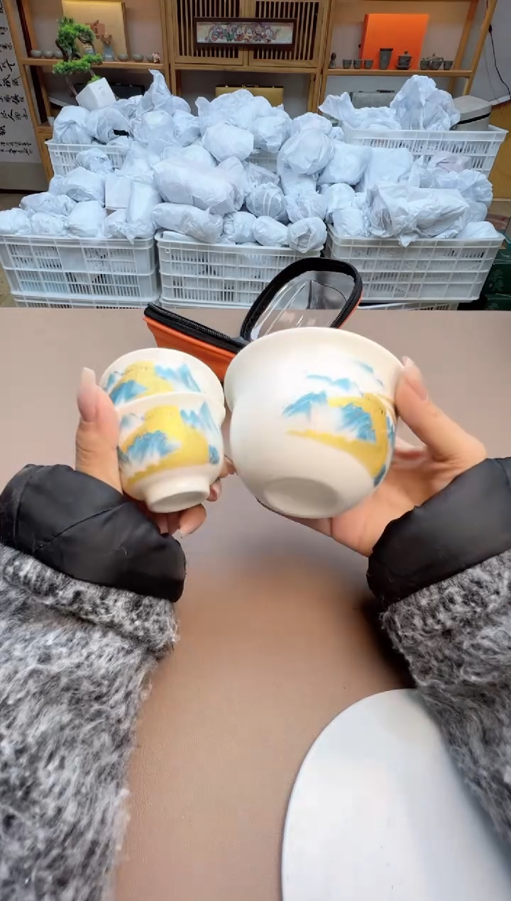 【闪购商品】摆件瓷制品S1111111111111