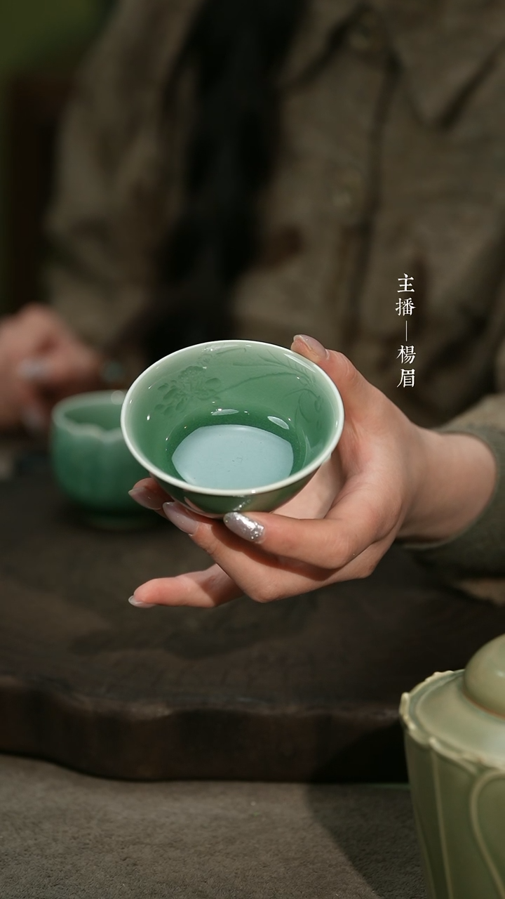 【闪购商品】蜻蜓压手杯——龙眉