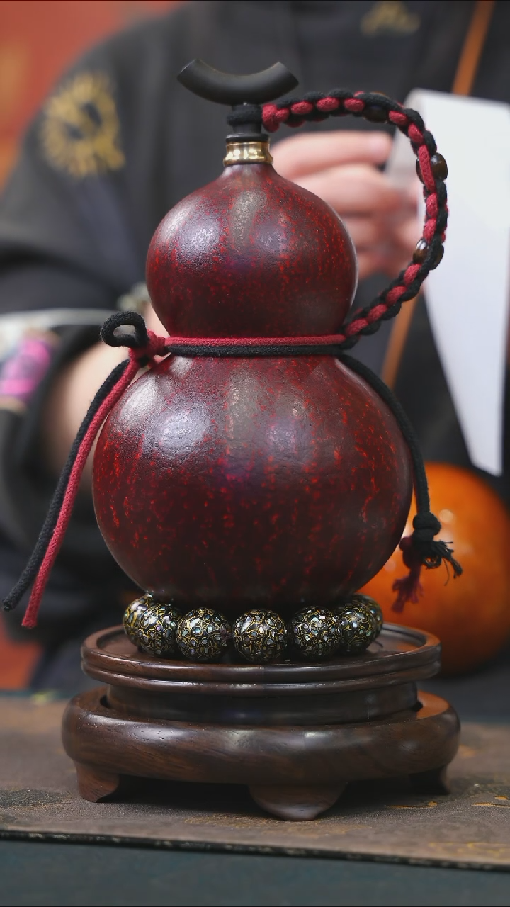 【闪购商品】YC191大漆酒葫芦不包手串及旋转底座