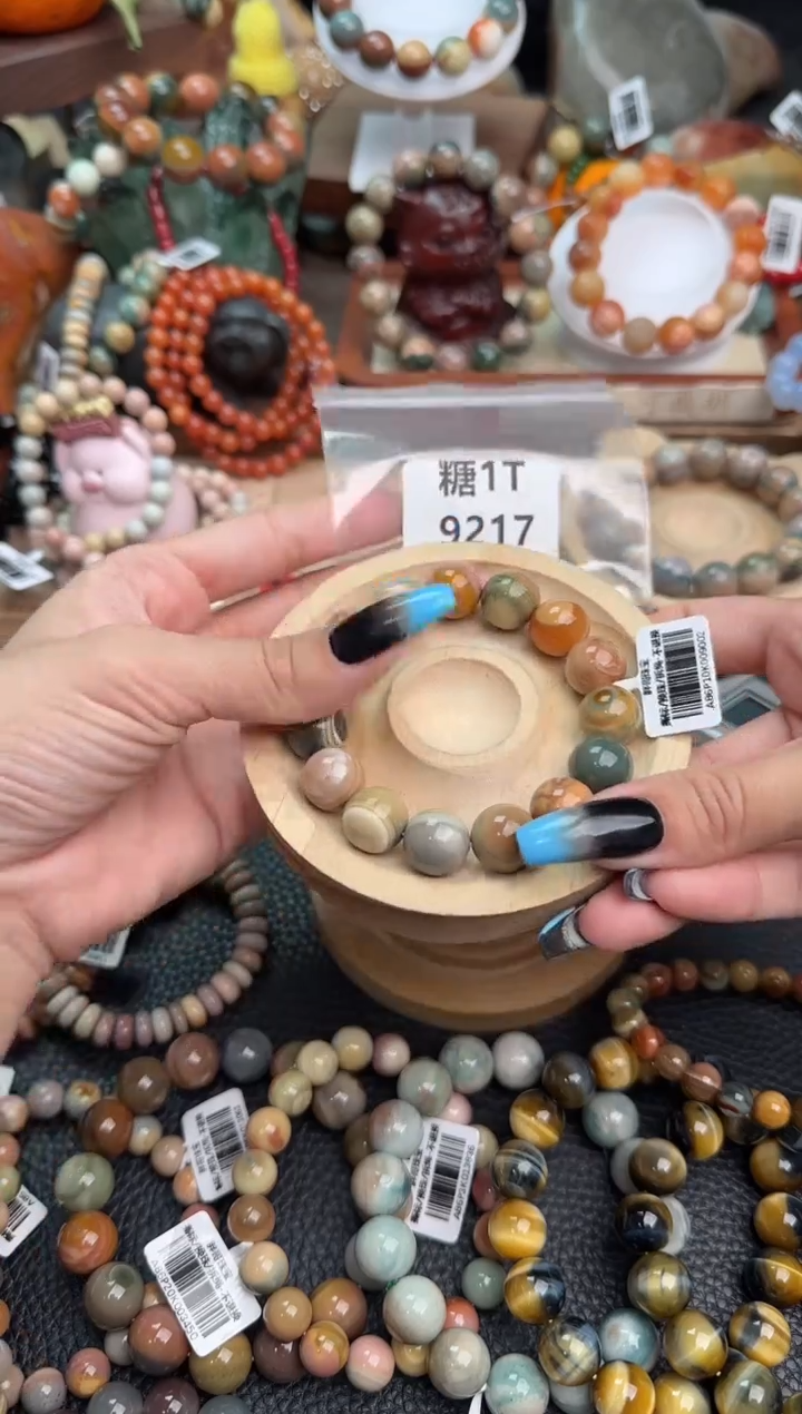 【闪购商品】石英质玉手链未镶嵌1T9217