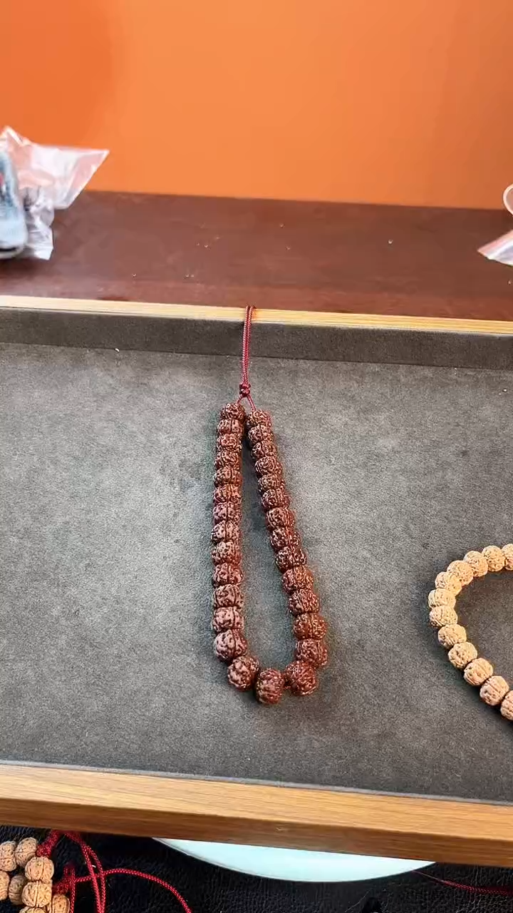 【闪购商品】金刚菩提手串11+老树王