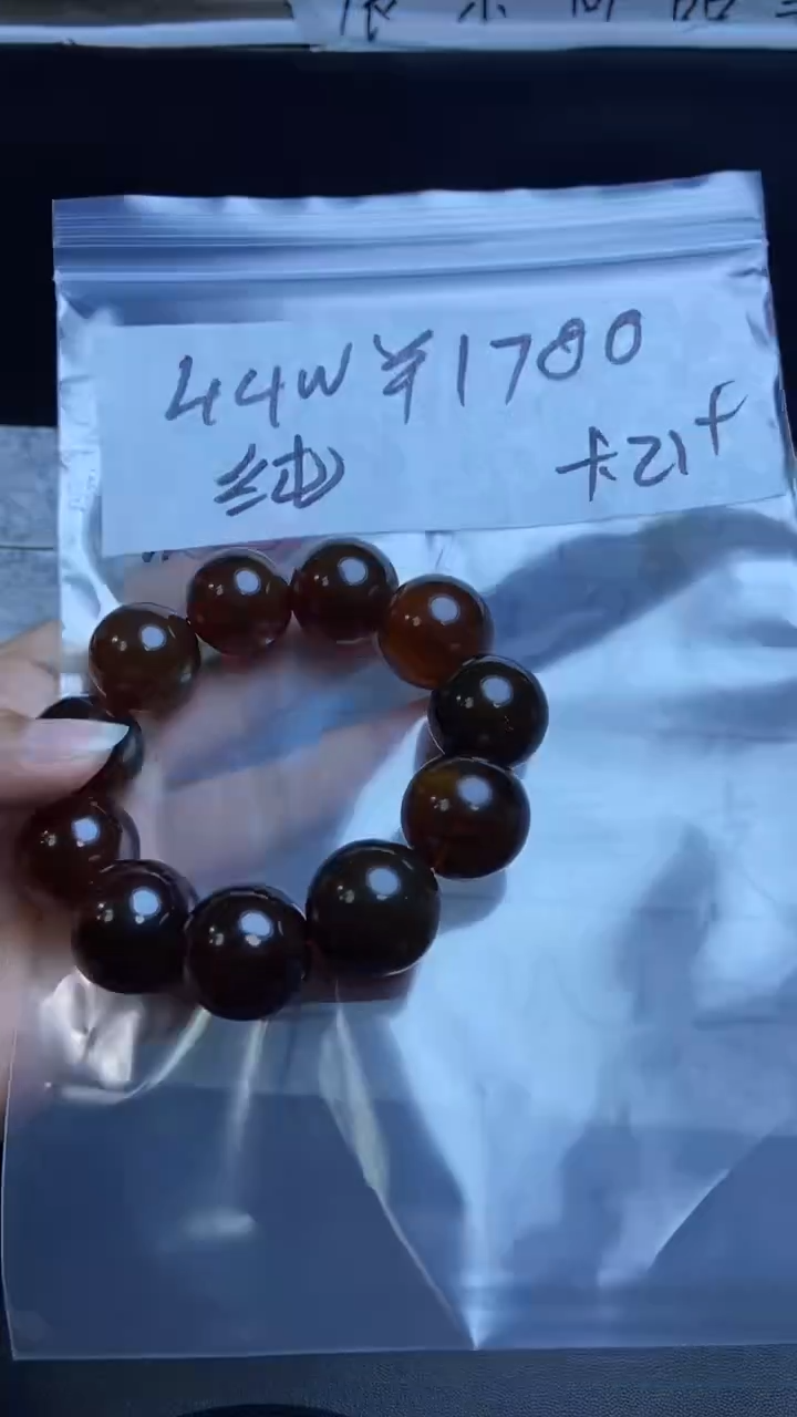【闪购商品】琥珀手串未镶嵌1111111111