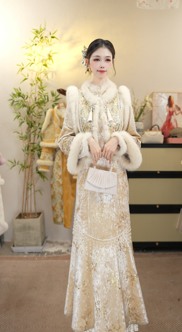 【花想容·鎏金岁序】新款冬款香槟加绒复古日常旗袍套装（5922+5932）