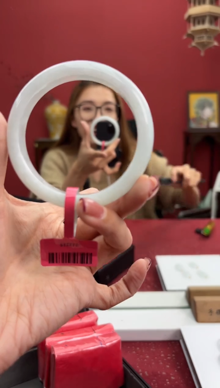 【闪购商品】翡翠手镯未镶嵌15手镯