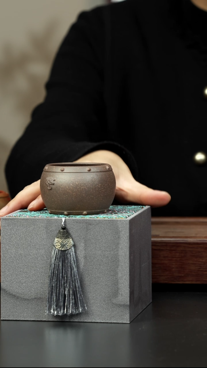 茶壶紫砂百年岩中泥 六拼战鼓杯