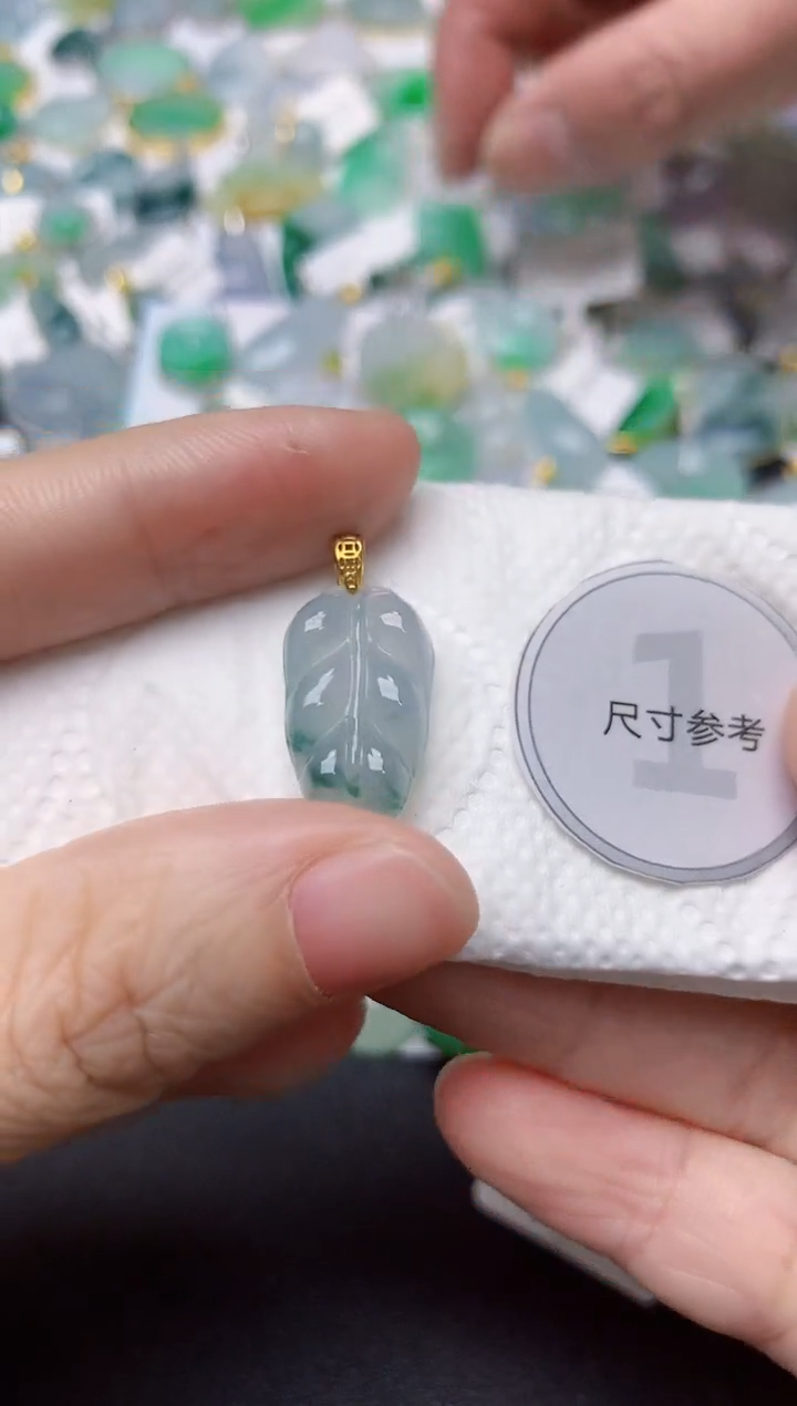 颈饰未镶嵌翡翠天然缅甸A货翡翠