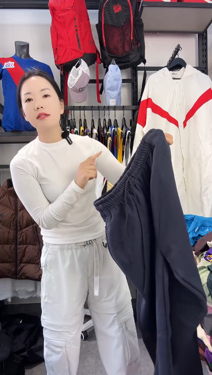 240 ·编码 瑕疵款直播间过款为准 尺码·170180JIN
