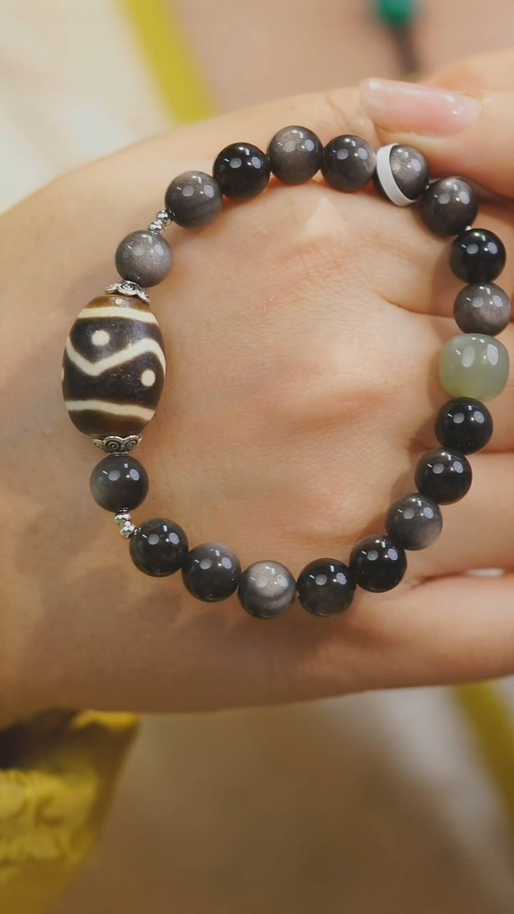 【闪购商品】玛瑙/玉髓手串未镶嵌多样性发其一