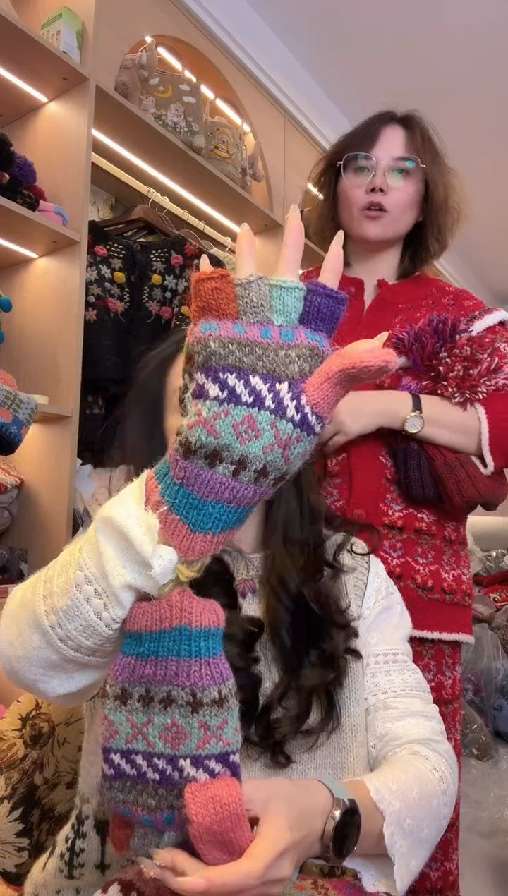 羊毛u****k百羊毛五指手套B661