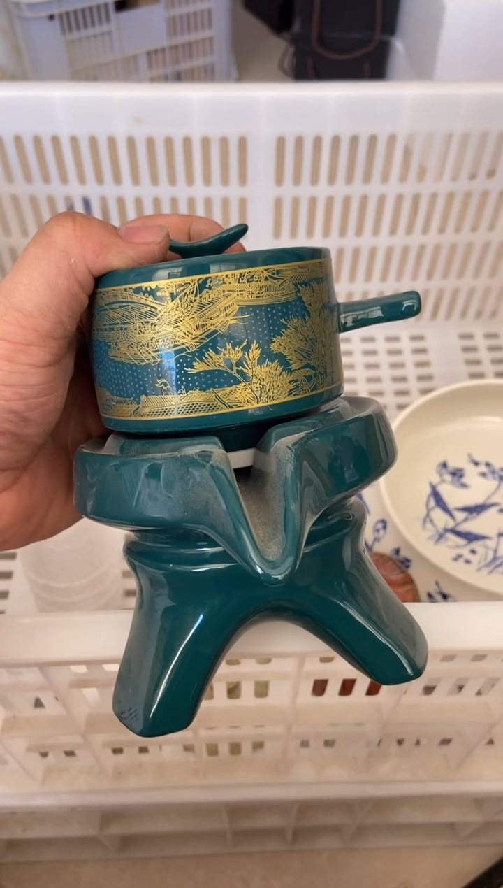 无运费险有瑕疵的摄影的产品有使用过的痕迹有点脏介意勿拍