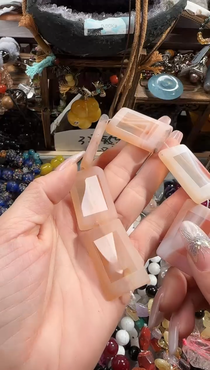 未镶嵌玛瑙/玉髓珠宝半成品C**?8645132