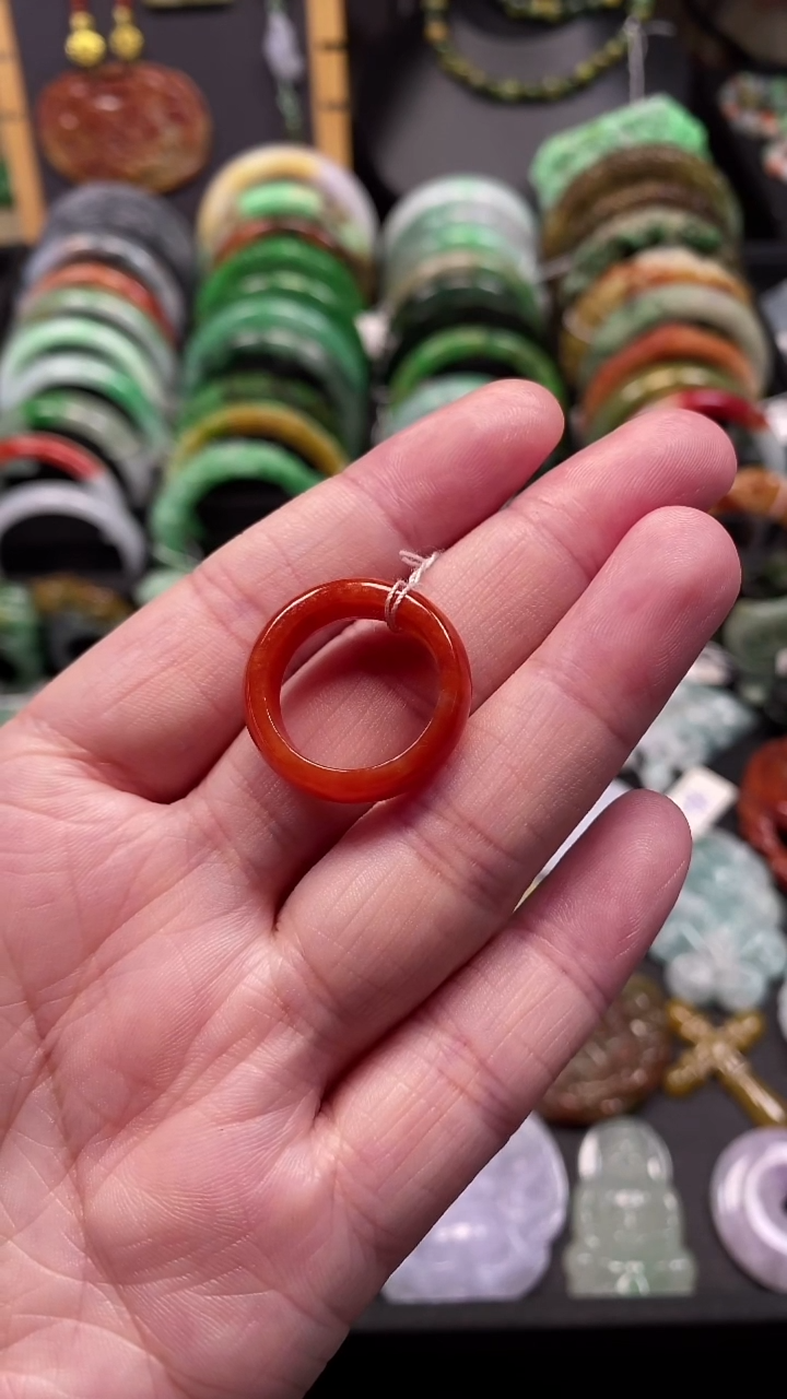 未镶嵌戒指翡翠兔****姐红翡戒指