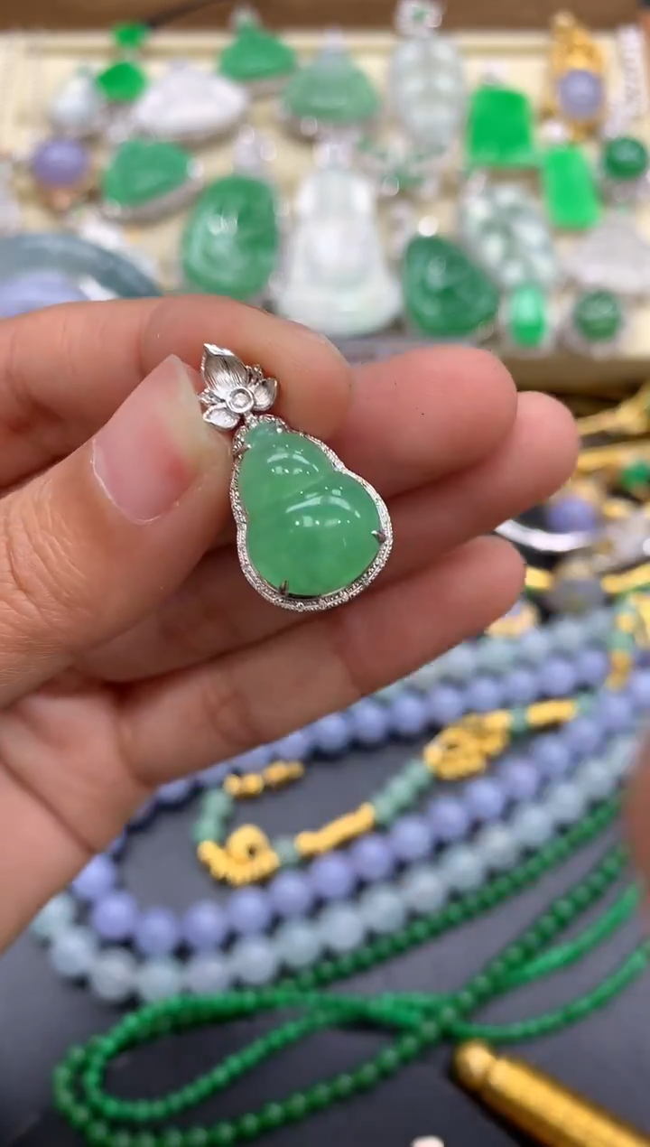 【闪购商品】翡翠颈饰18K金镶嵌304-中国好珍宝