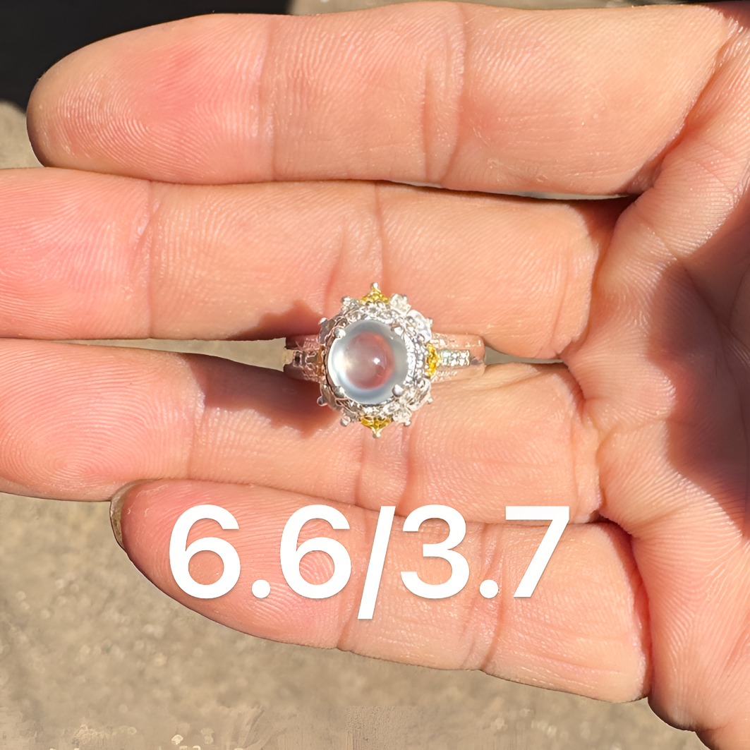 1227(小哪吒在源头)玻璃种翡翠正圆黑钢戒面干净杠味荧光足M100