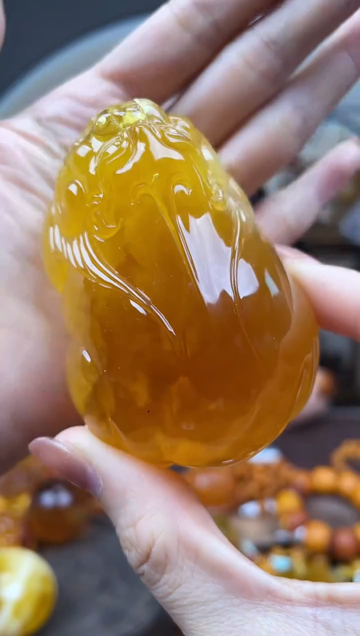 【闪购商品】琥珀裸石未镶嵌首饰 假1赔4 （多样性发货1件