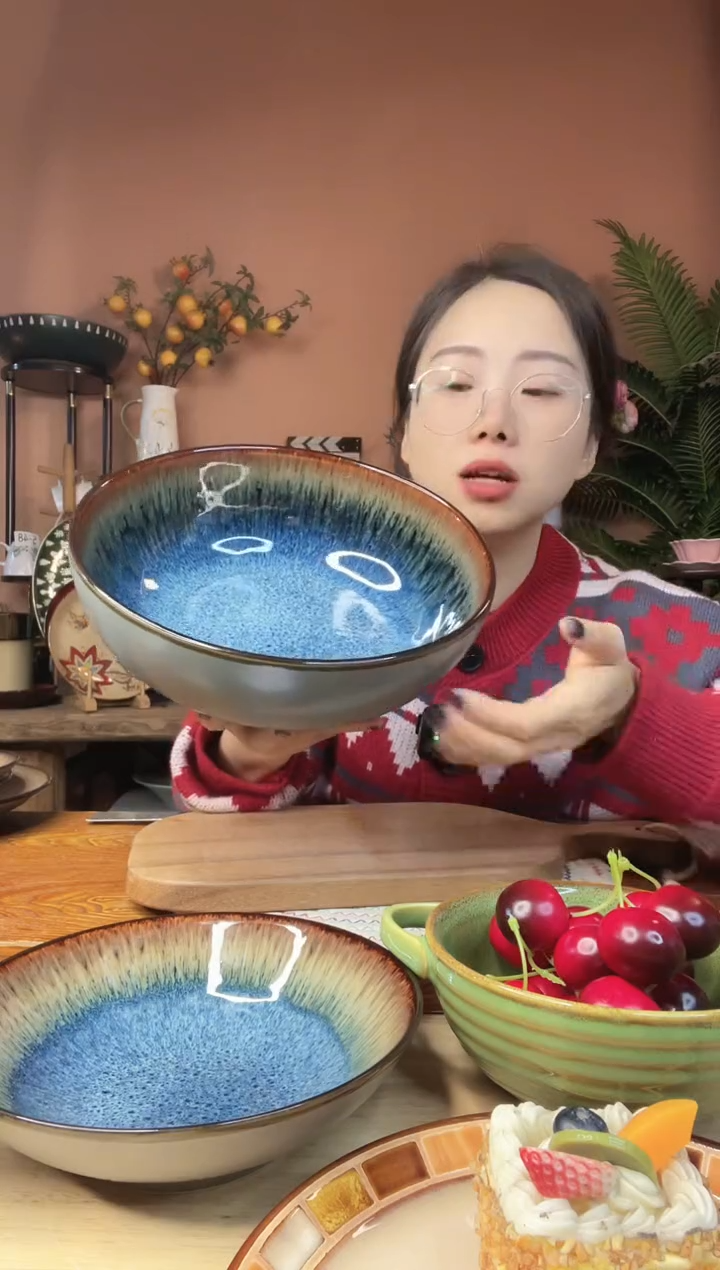 陶瓷9英寸渐变色大汤碗 微瑕疵