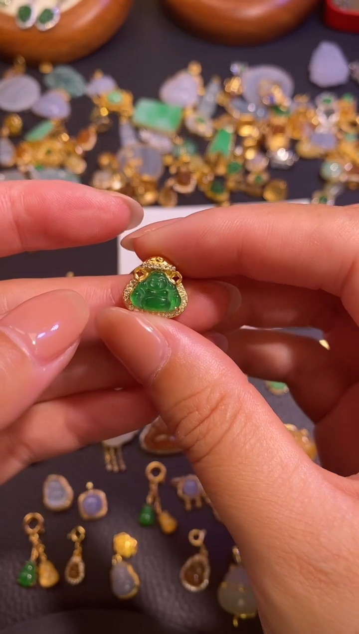 颈饰银S925镶嵌翡翠a货翡翠