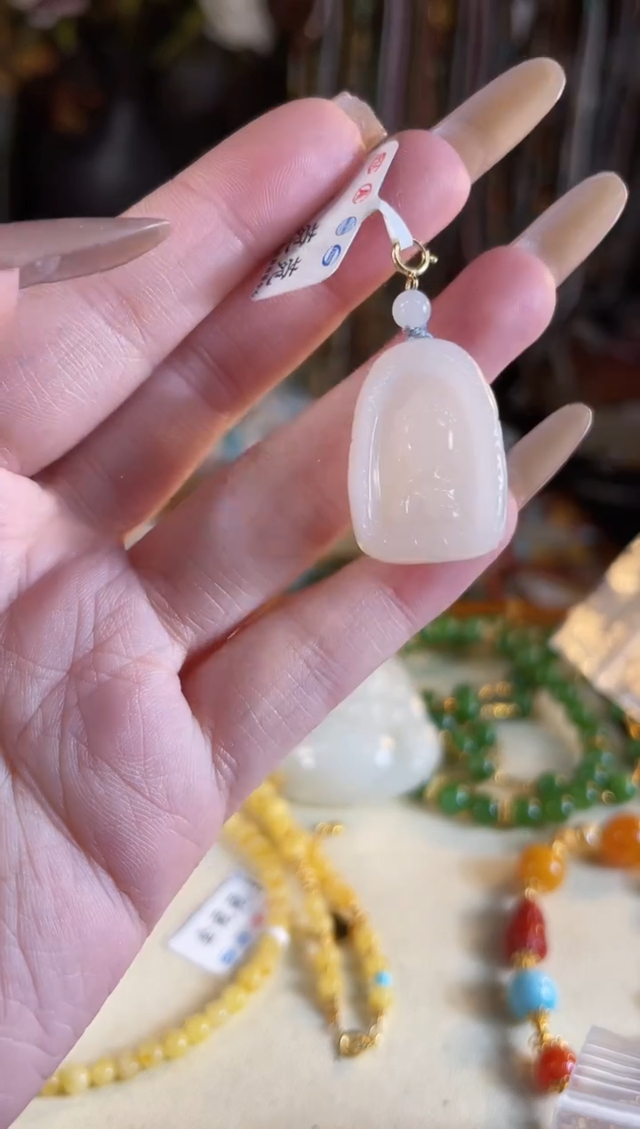 【闪购商品】和田玉吊坠(不含链)银S925镶嵌多样性发货其一