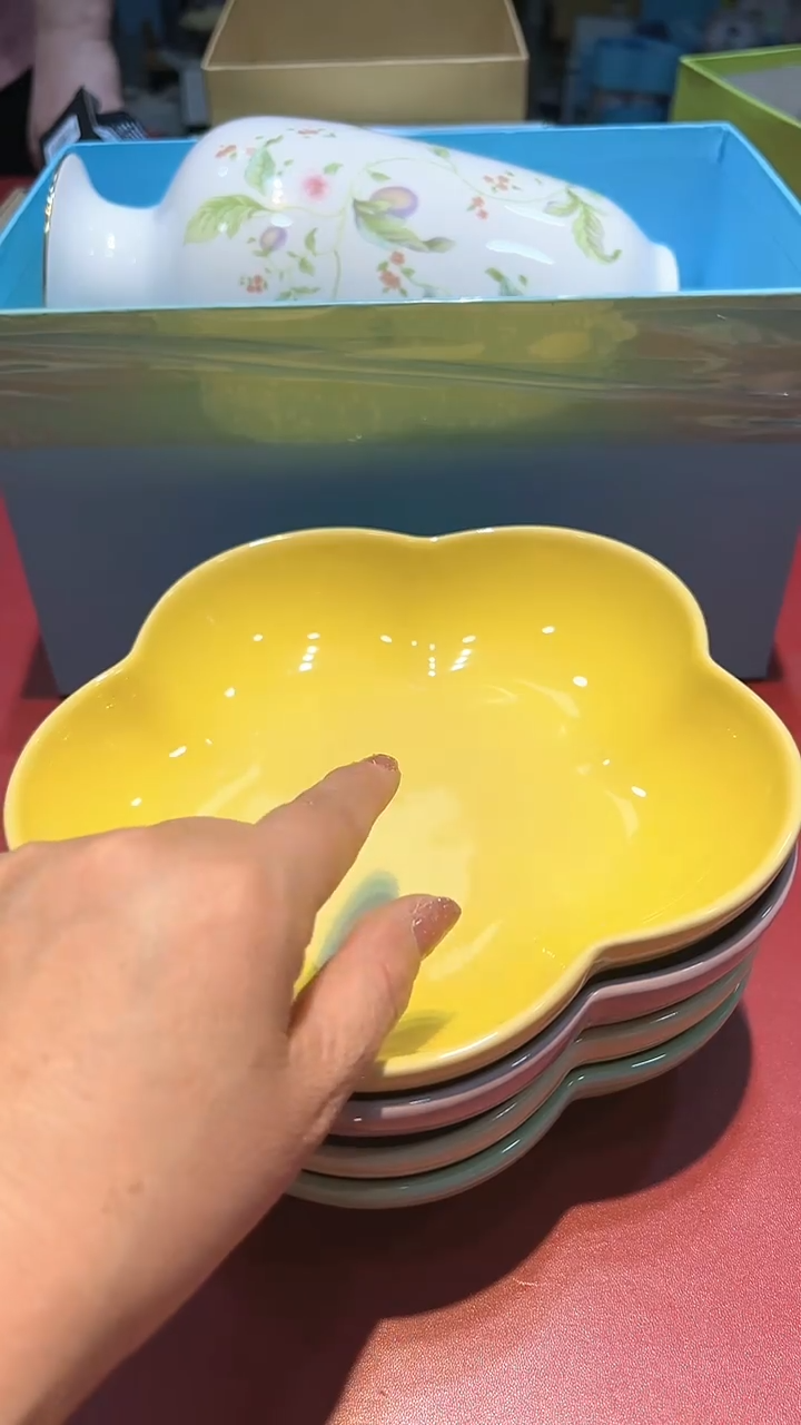 【闪购商品】瓷片锅碗瓢盆一件不剩