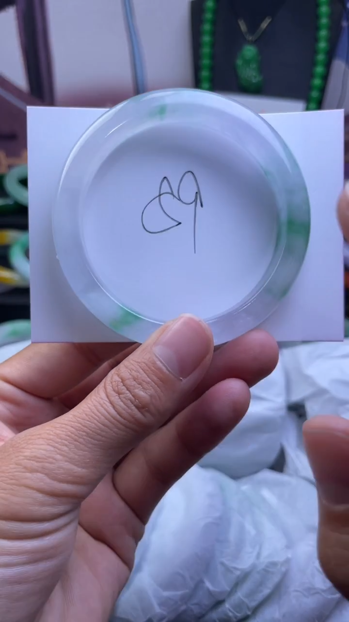 非金属仿水晶手镯