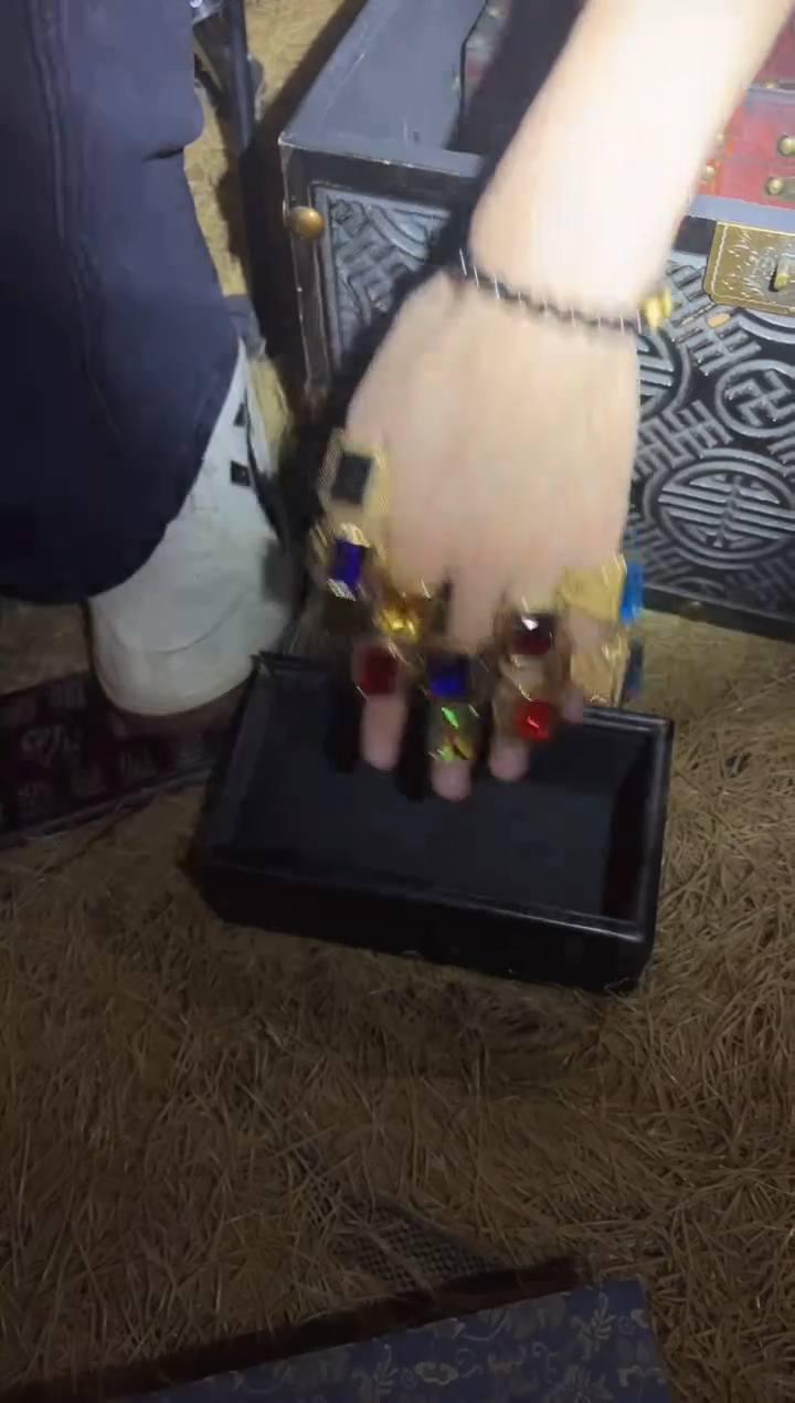 【闪购商品】【闪购商品】戒指一个