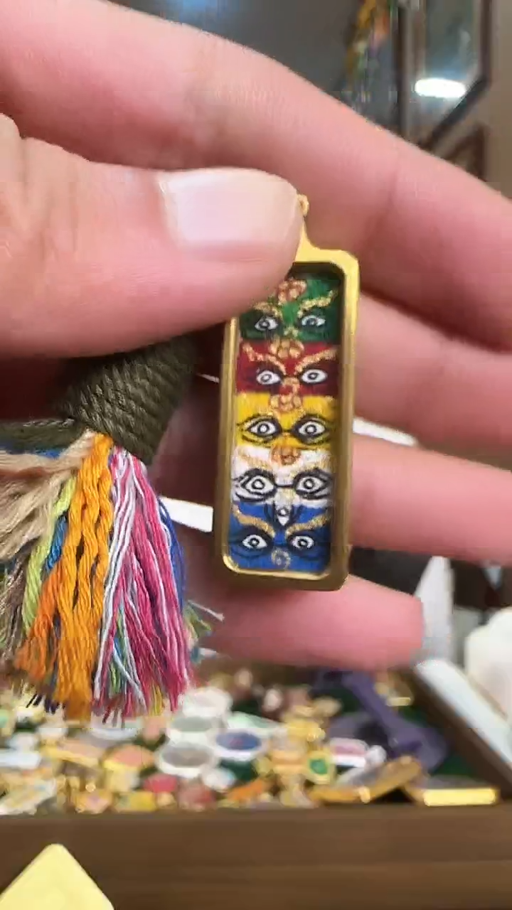 吊坠五路财神眼睛车挂-热贡纯手绘唐卡