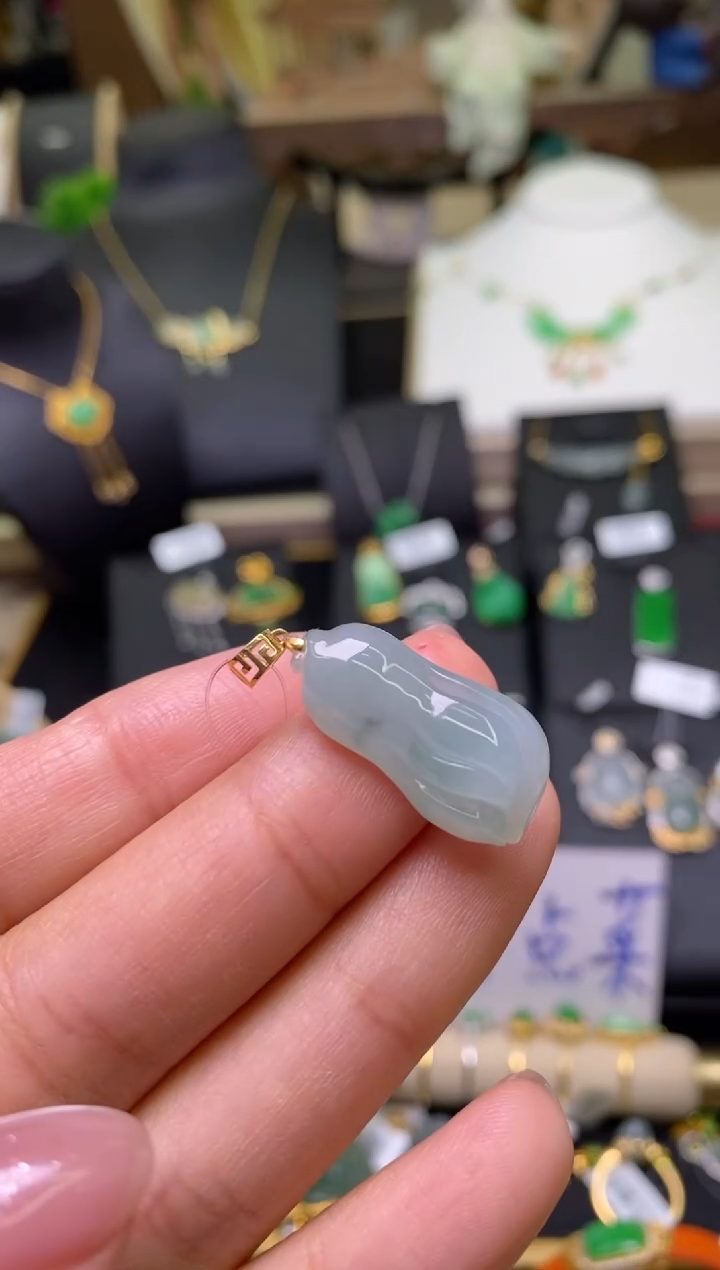 【闪购商品】翡翠颈饰18K金镶嵌净货16198