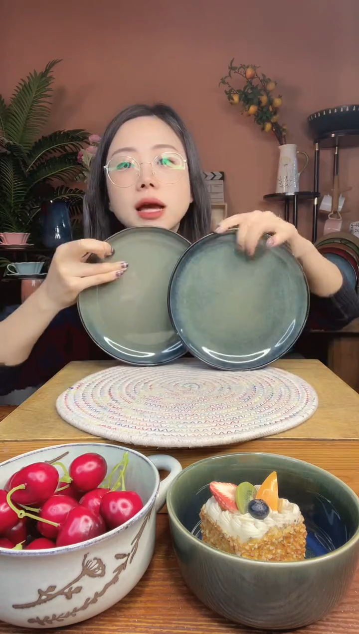 陶瓷7.8英寸双层窑变釉工艺小盘 2件 微瑕疵