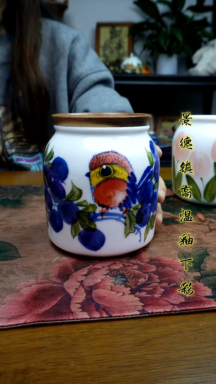 其他景德镇高温瓷（玉泥大奶罐）带盖子