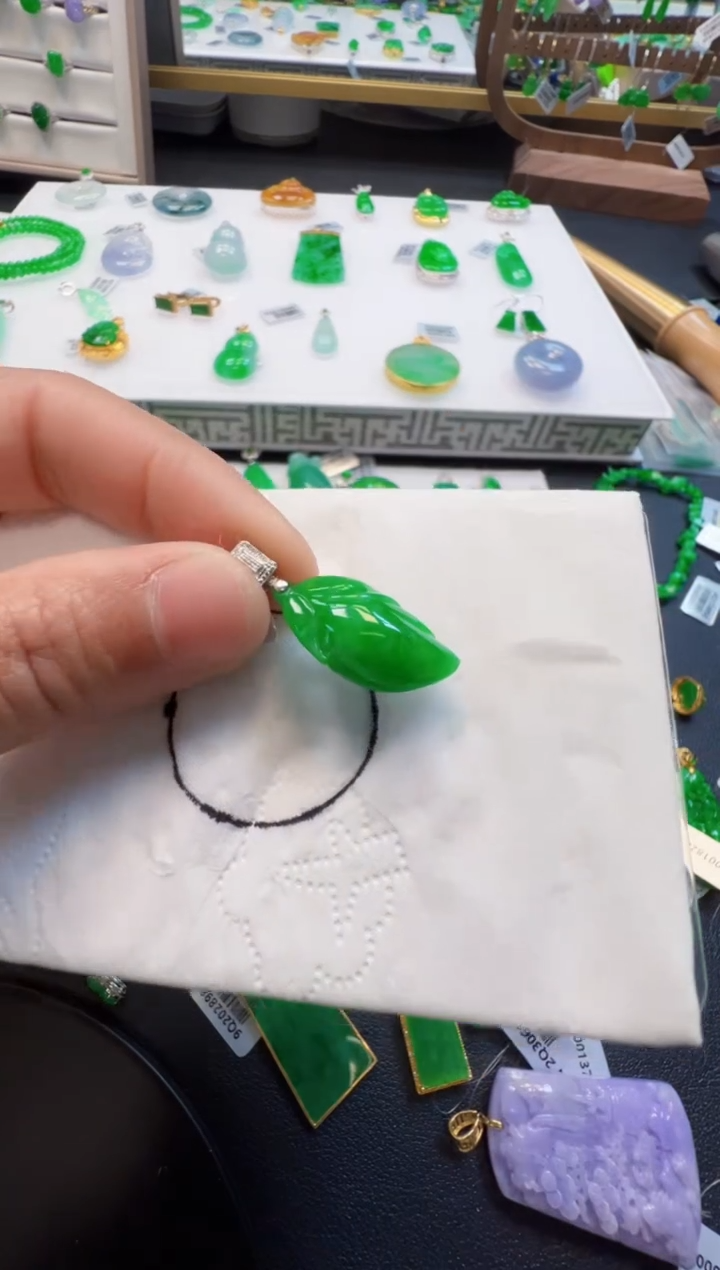 【闪购商品】定制翡翠18K金镶嵌3980元