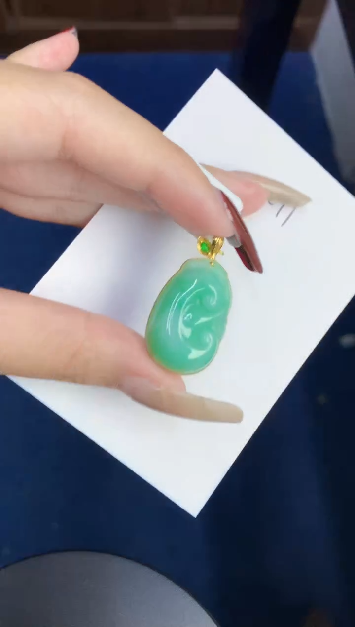 【闪购商品】翡翠颈饰18K金镶嵌0000000000