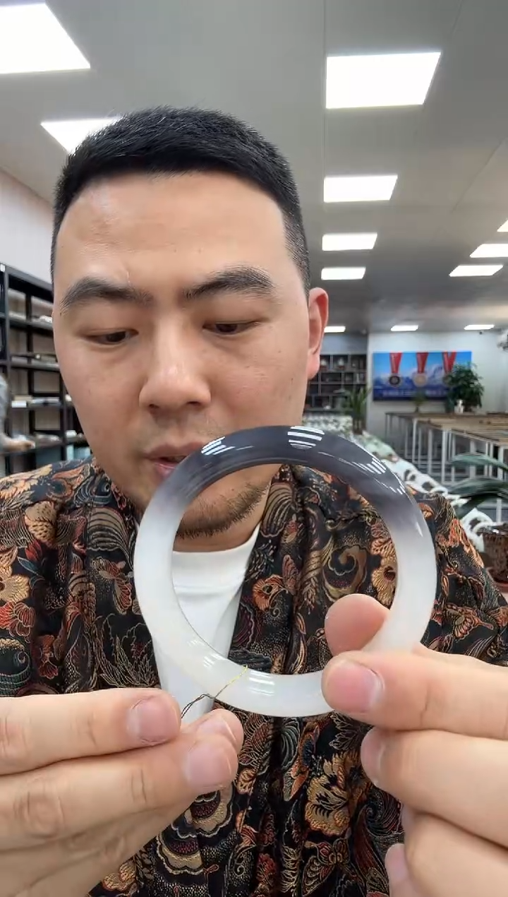 【闪购商品】和田玉手镯未镶嵌60-61  198