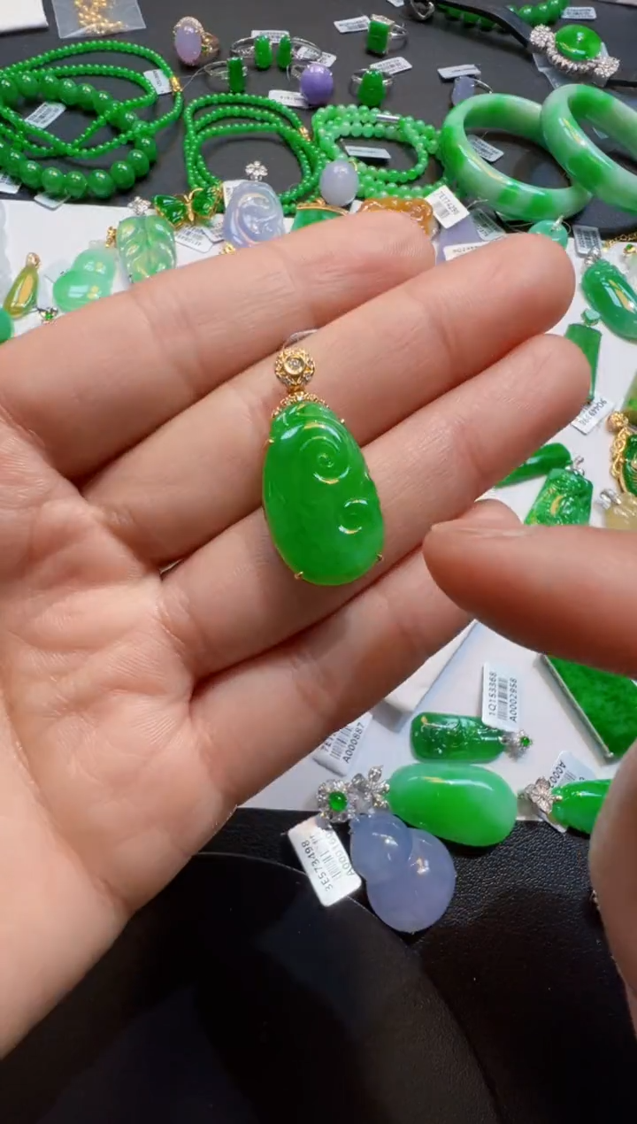 【闪购商品】定制翡翠18K金镶嵌3980元