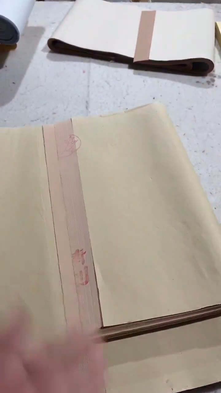 28  手工四尺四开仿古生宣50张