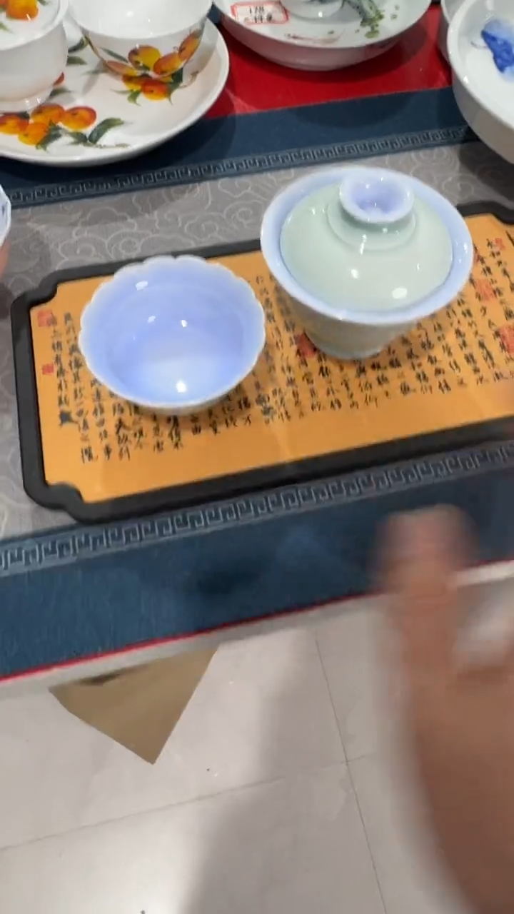 其他景德镇高温瓷（盖碗加杯子）