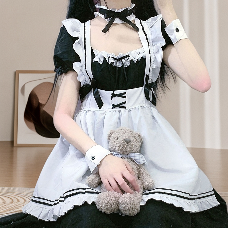 木子服饰⑩.⑨⑨样衣尾货  默认瑕疵  叫到名字下单  介意勿拍