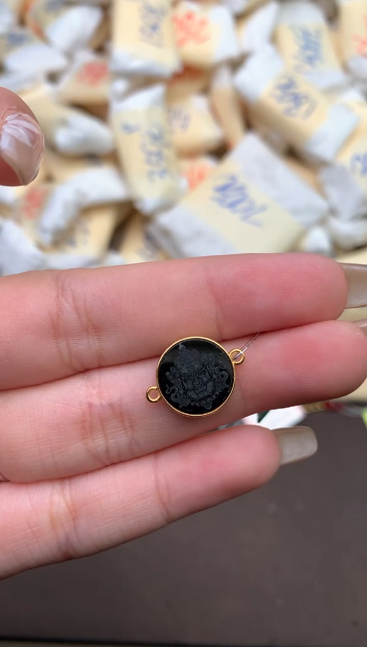 【闪购商品】翡翠挂件18K金镶嵌—