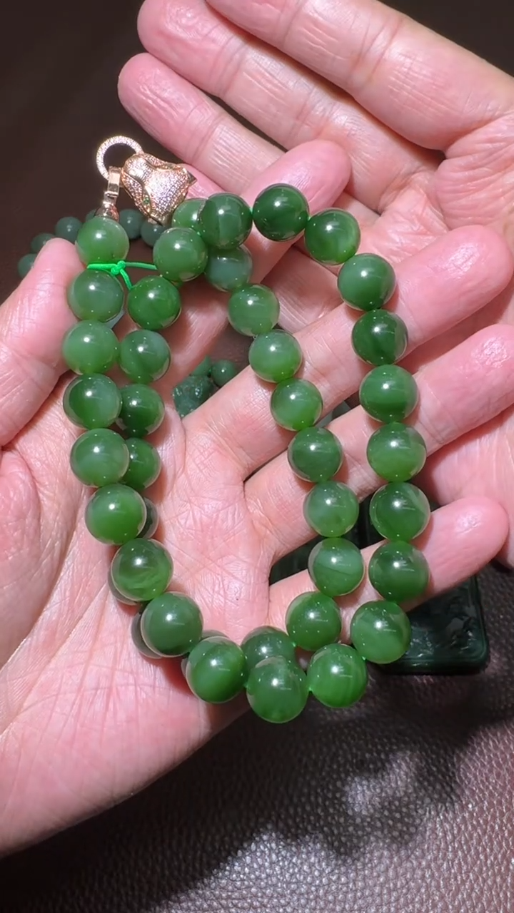 未镶嵌和田玉挂件和田玉