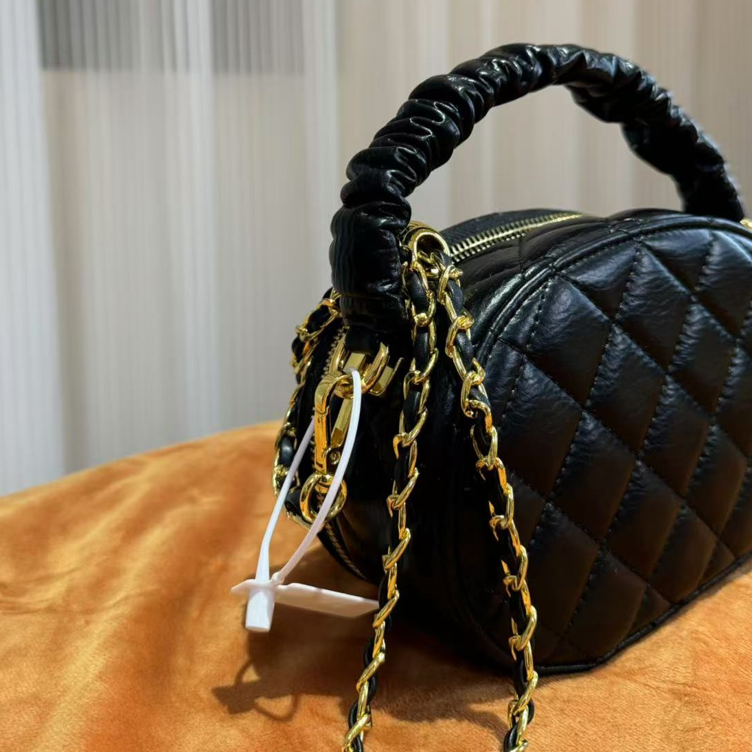 HIRMRIS手工真皮包550763-黑   化妆包香