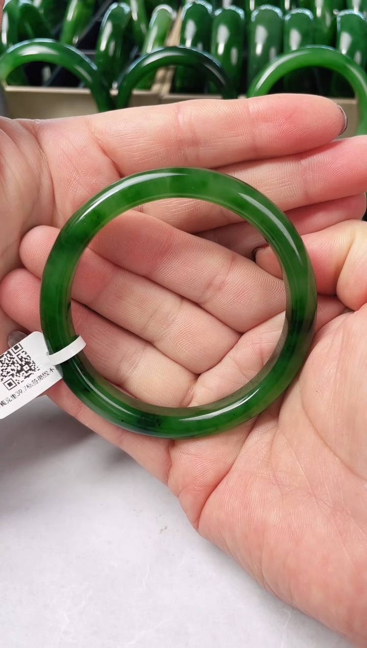 【闪购商品】和田玉（碧玉）手镯未镶嵌碧玉手镯